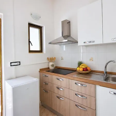 Pet Friendly In Marina With Wifi بيت للعطل *